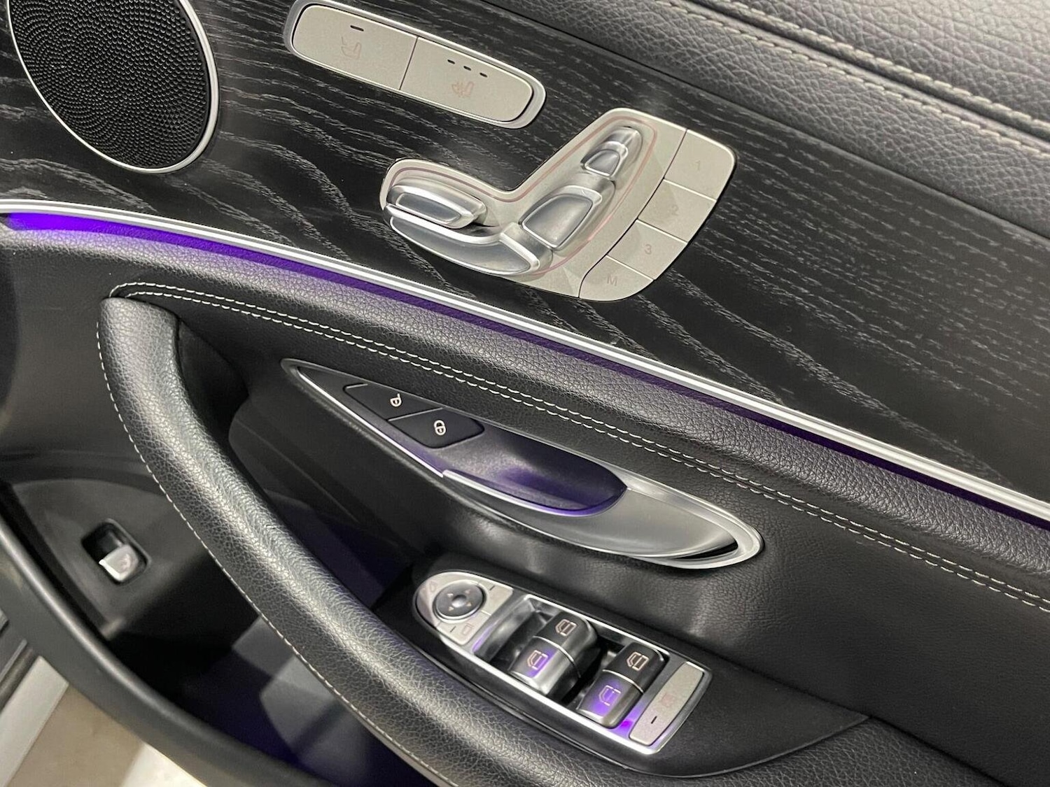 Used Mercedes-Benz E Class 2016 for sale - 76935259: Photo 47