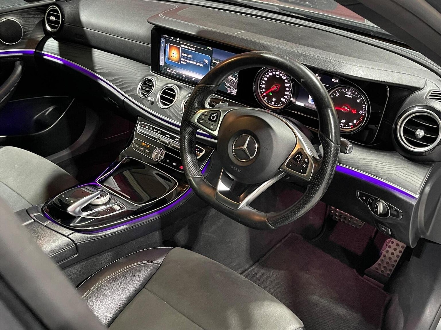 Used Mercedes-Benz E Class 2016 for sale - 76935259: Photo 51