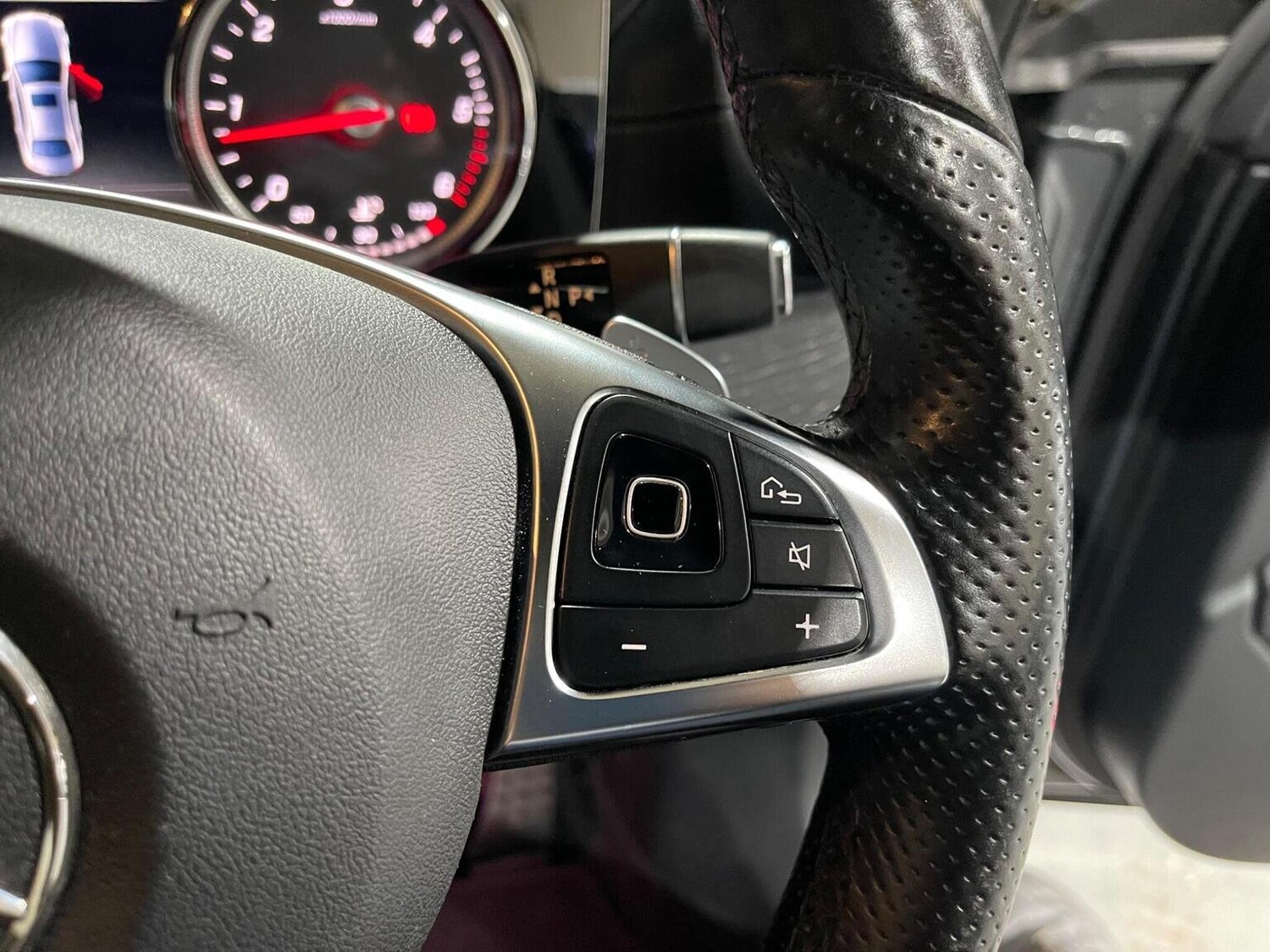 Used Mercedes-Benz E Class 2016 for sale - 76935259: Photo 61