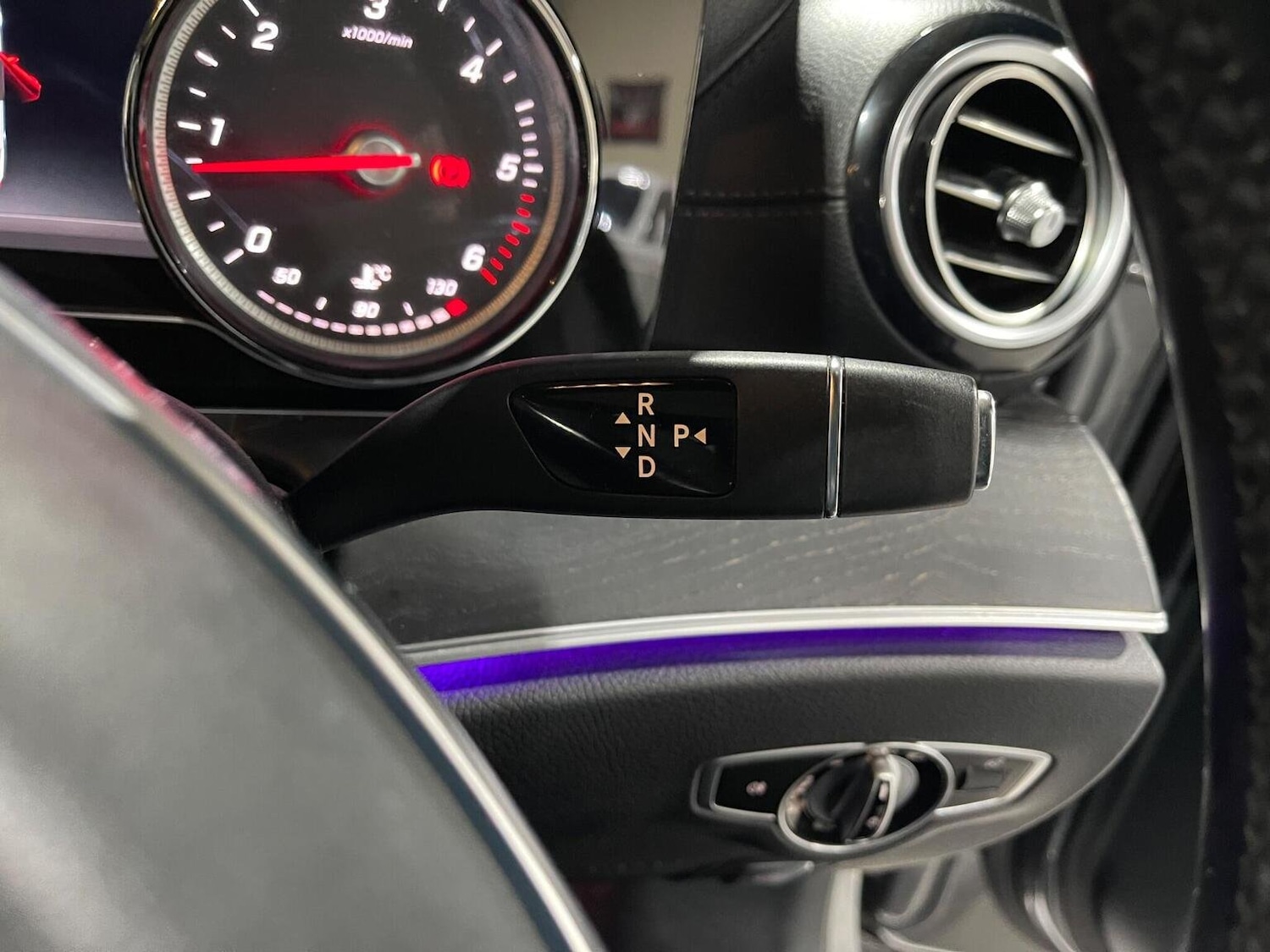 Used Mercedes-Benz E Class 2016 for sale - 76935259: Photo 63