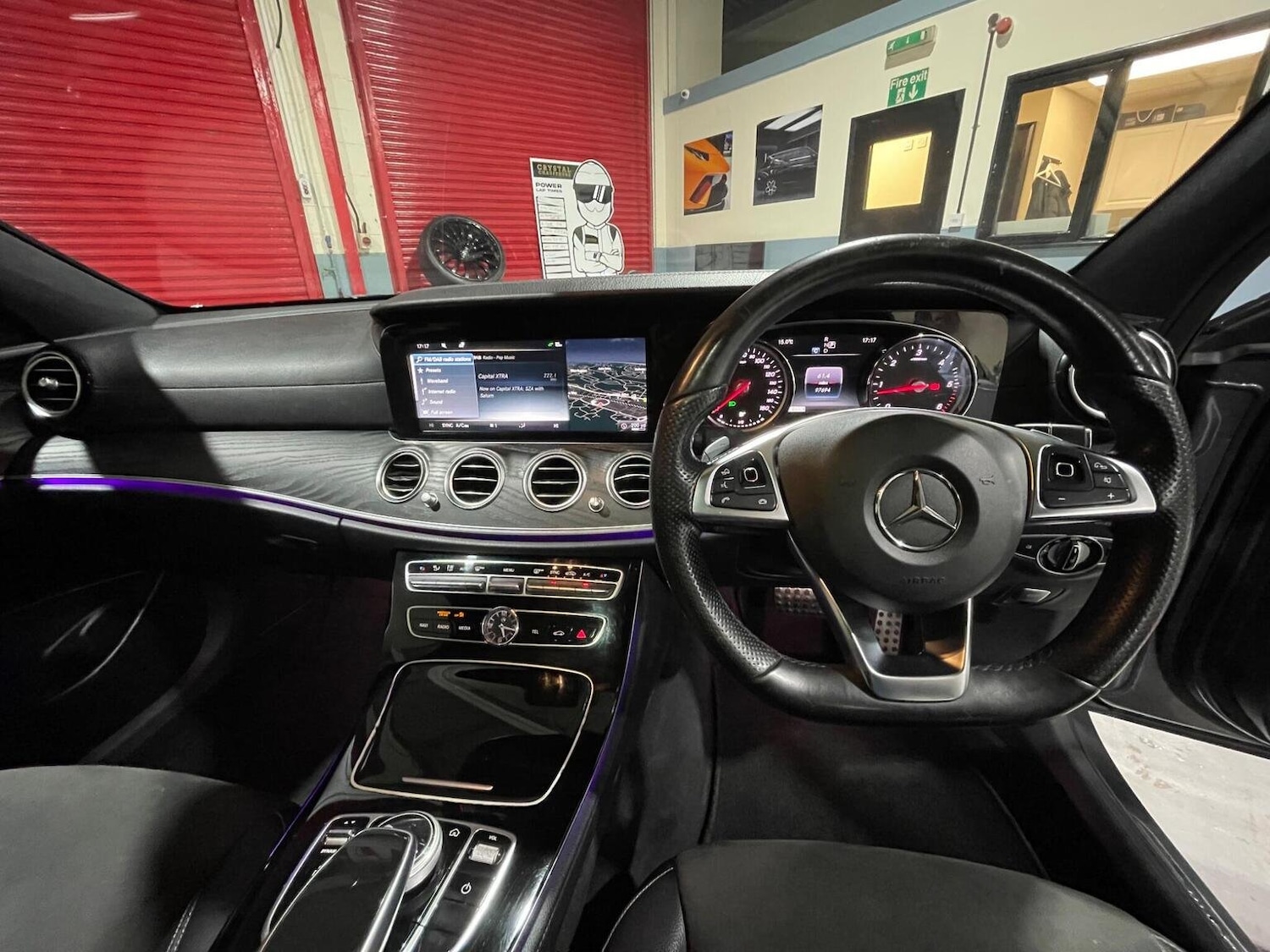 Used Mercedes-Benz E Class 2016 for sale - 76935259: Photo 65