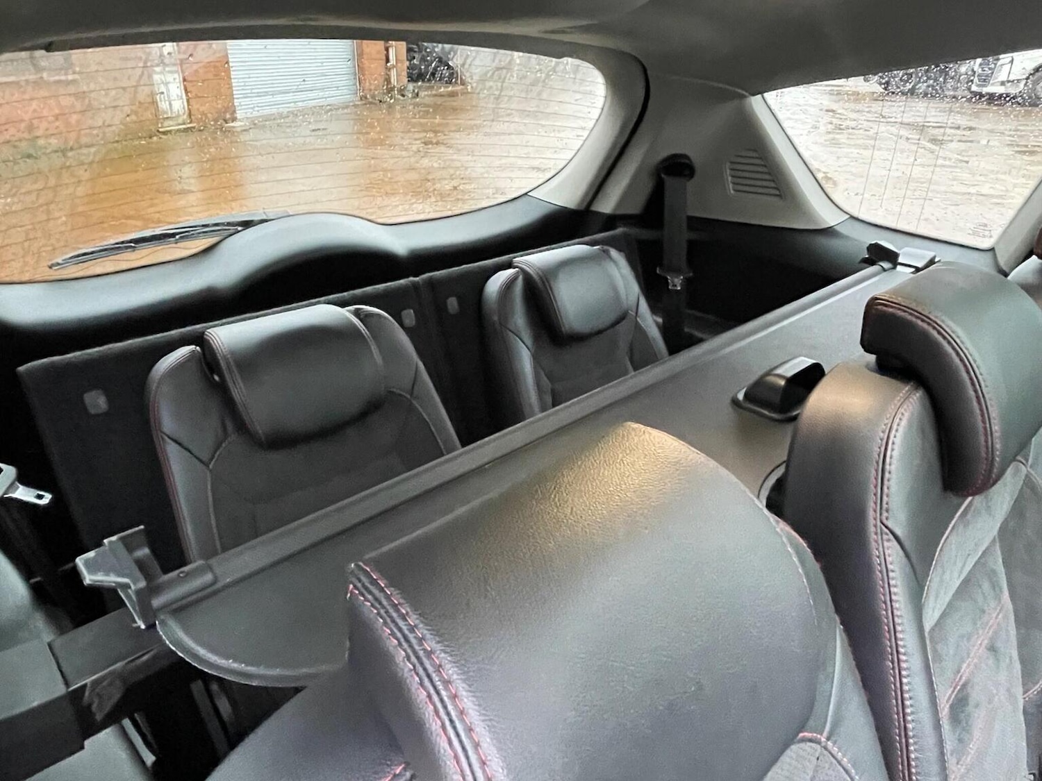 Used Ford S-Max 2011 for sale - 77277332: Photo 13