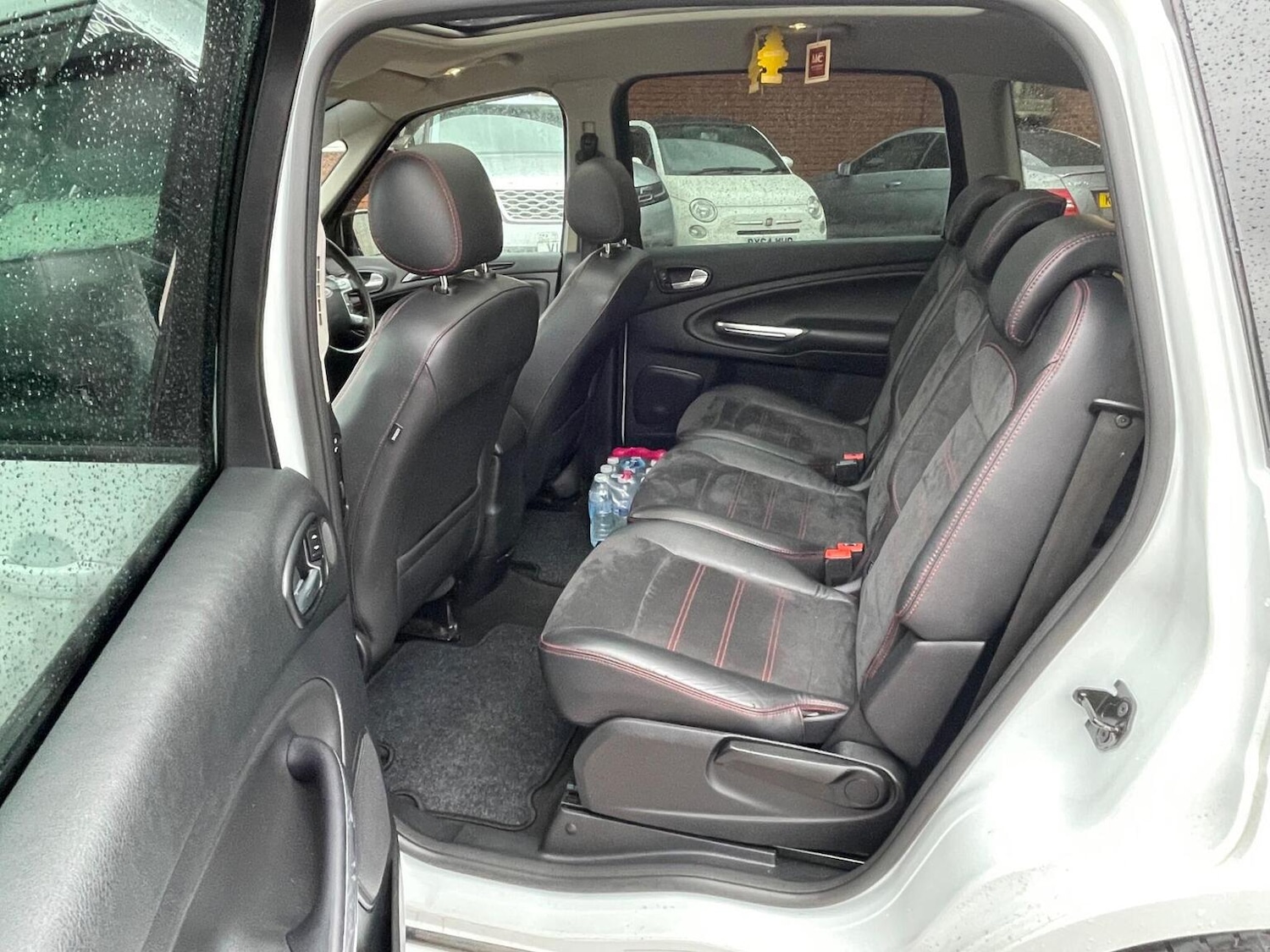 Used Ford S-Max 2011 for sale - 77277332: Photo 16