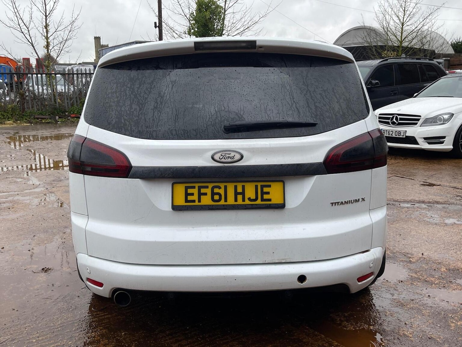 Used Ford S-Max 2011 for sale - 77277332: Photo 4