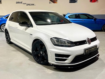 Used Volkswagen Golf 2015 for sale - 76605971: Photo