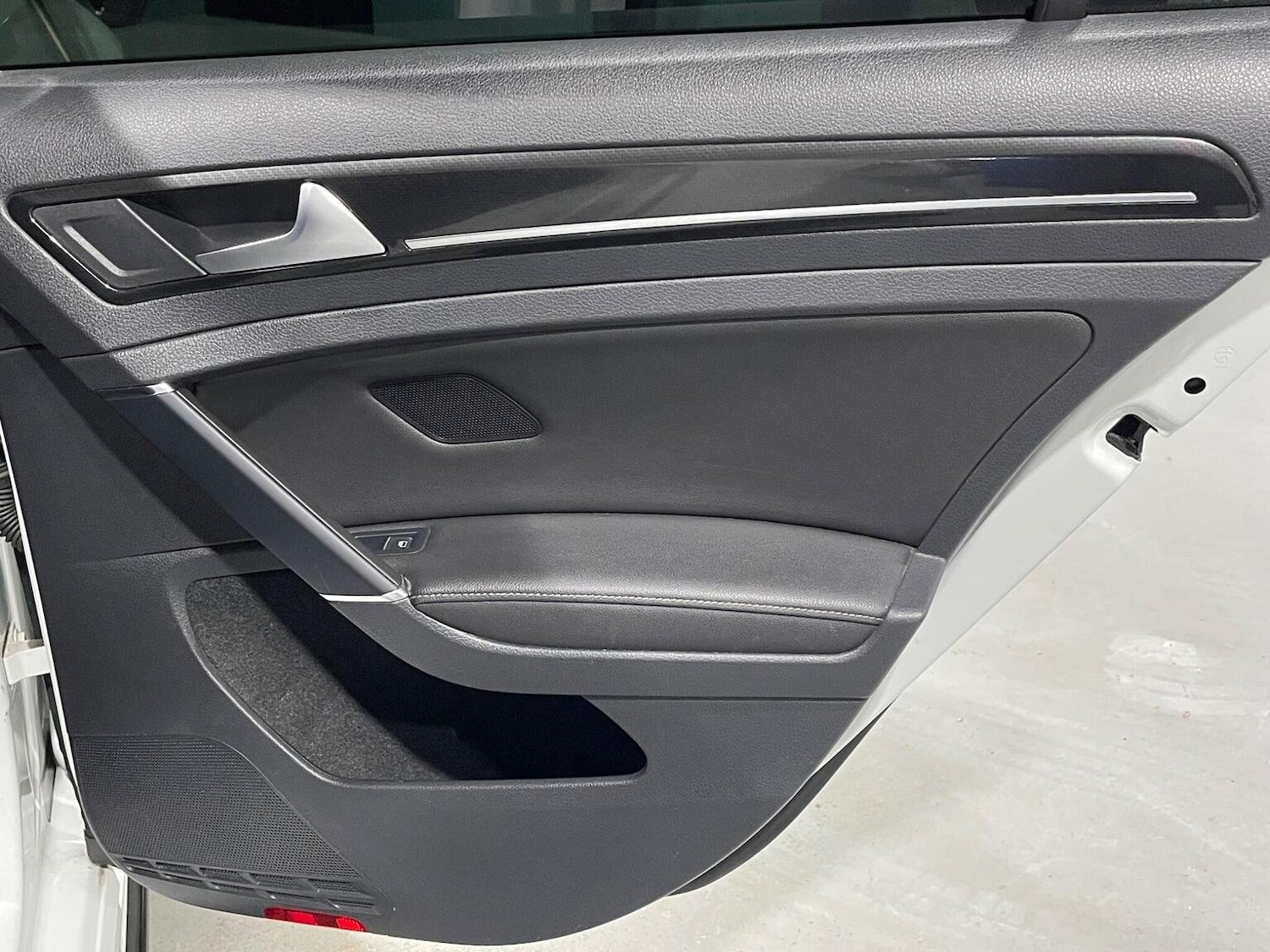 Used Volkswagen Golf 2015 for sale - 76605971: Photo 37