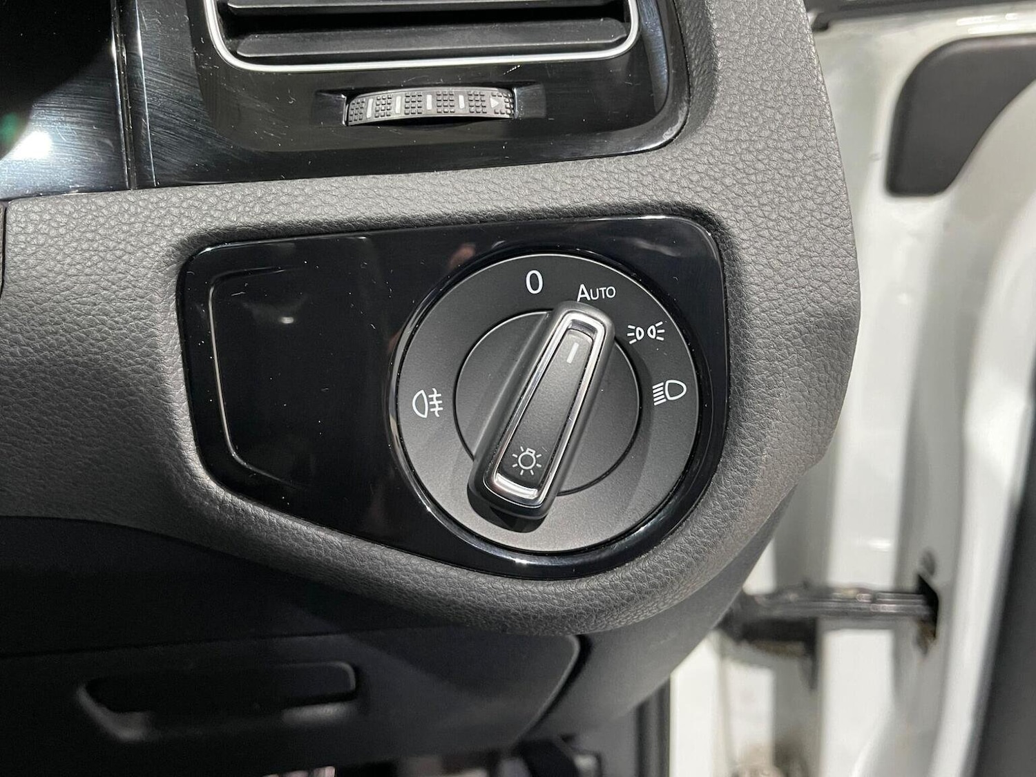 Used Volkswagen Golf 2015 for sale - 76605971: Photo 48