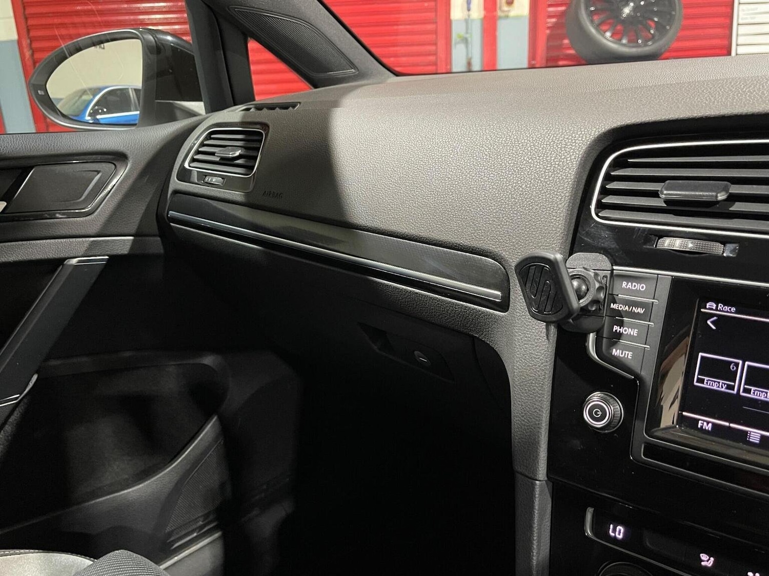 Used Volkswagen Golf 2015 for sale - 76605971: Photo 52