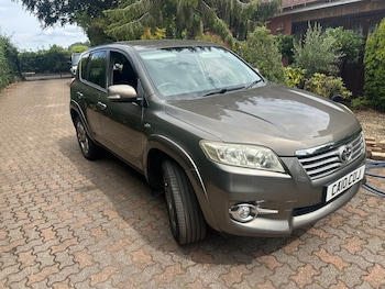 Used Toyota RAV4 2010 for sale - 79341513: Photo