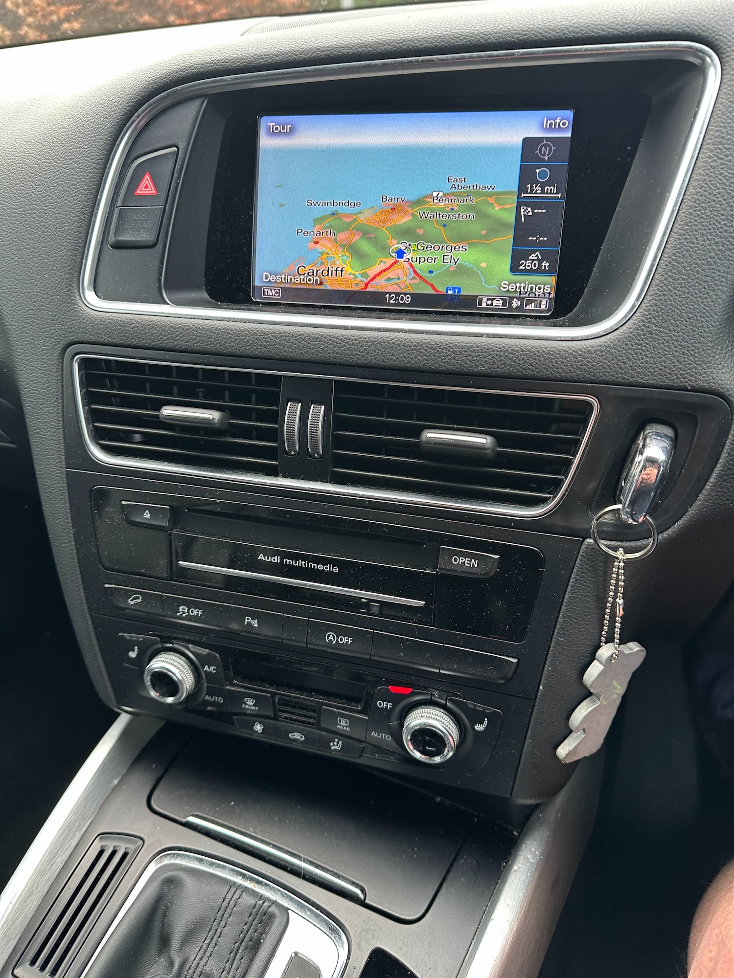 Used Audi Q5 2014 for sale - 76905492: Photo 24