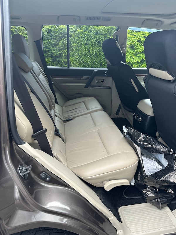 Used Mitsubishi Shogun 2012 for sale - 74579280: Photo 14