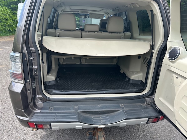 Used Mitsubishi Shogun 2012 for sale - 74579280: Photo 18
