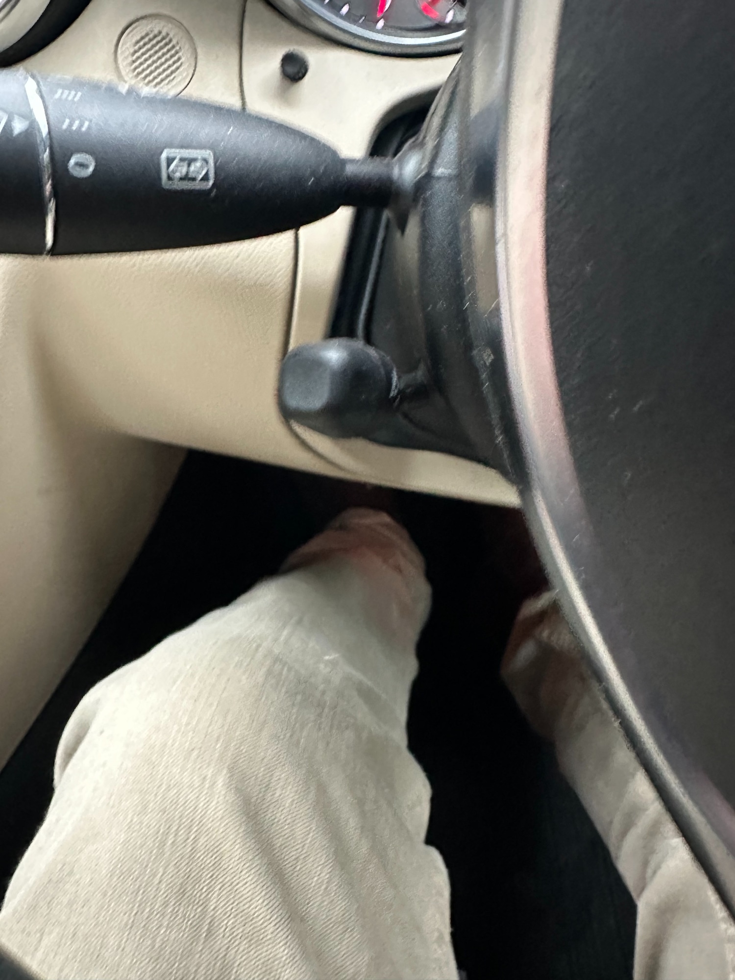 Used Mercedes-Benz SLK 2011 for sale - 76877995: Photo 15