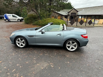 Used Mercedes-Benz SLK 2011 for sale - 76877995: Photo