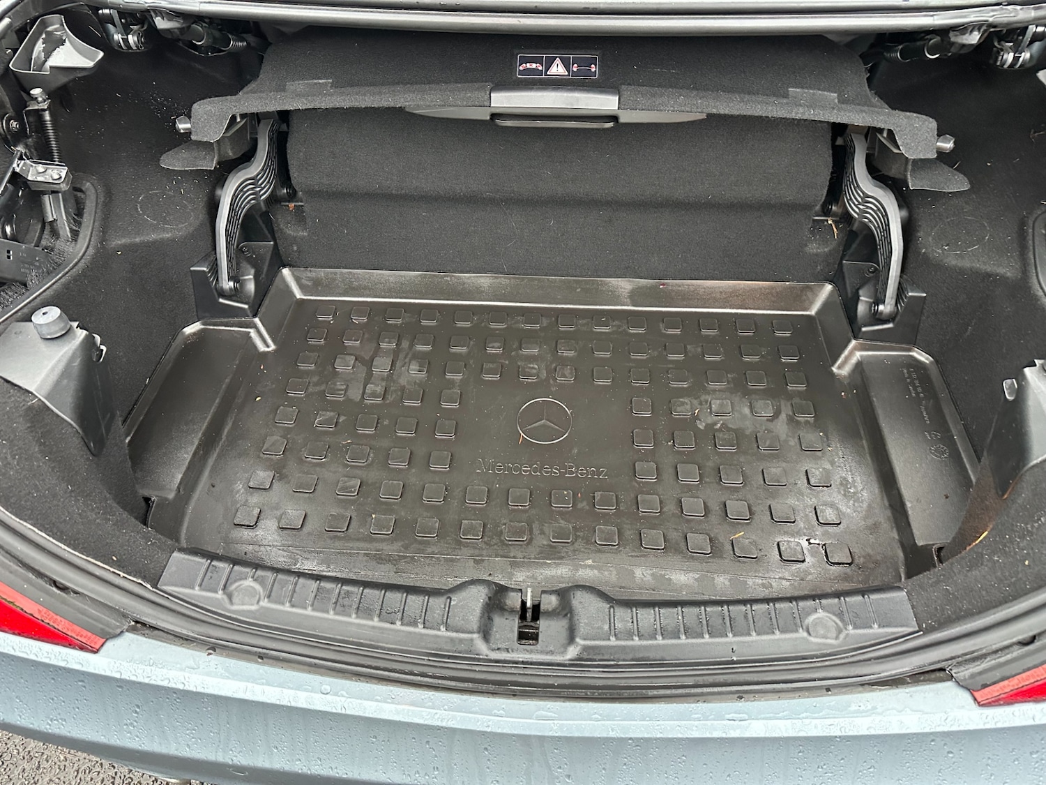 Used Mercedes-Benz SLK 2011 for sale - 76877995: Photo 24