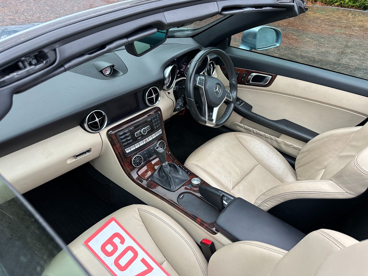 Used Mercedes-Benz SLK 2011 for sale - 76877995: Photo 25