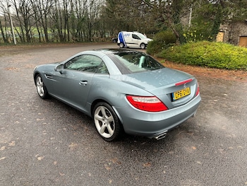 Used Mercedes-Benz SLK 2011 for sale - 76877995: Photo