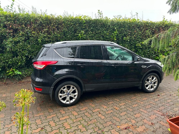Used Ford Kuga 2014 for sale - 68542654: Photo 2