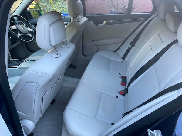 Used Mercedes-Benz C Class 2012 for sale - 65712754: Photo 6
