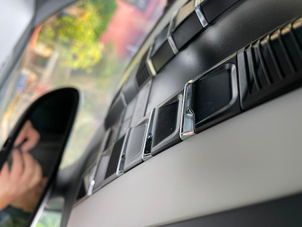 Used Porsche Cayenne 2012 for sale - 63657973: Photo 12