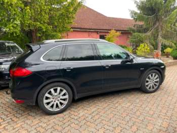 Used Porsche Cayenne 2012 for sale - 63657973: Photo