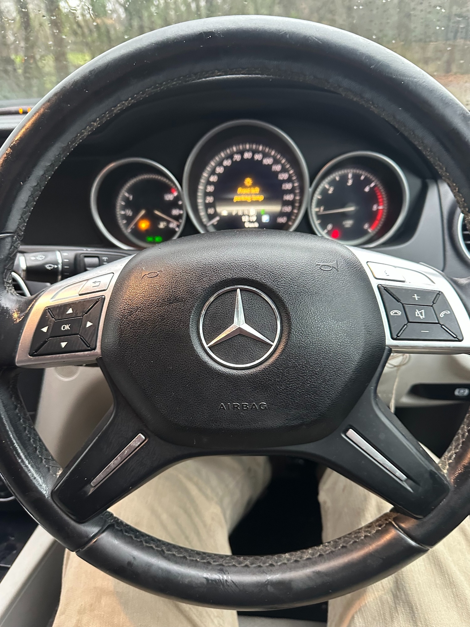 Used Mercedes-Benz C Class 2012 for sale - 76853883: Photo 11