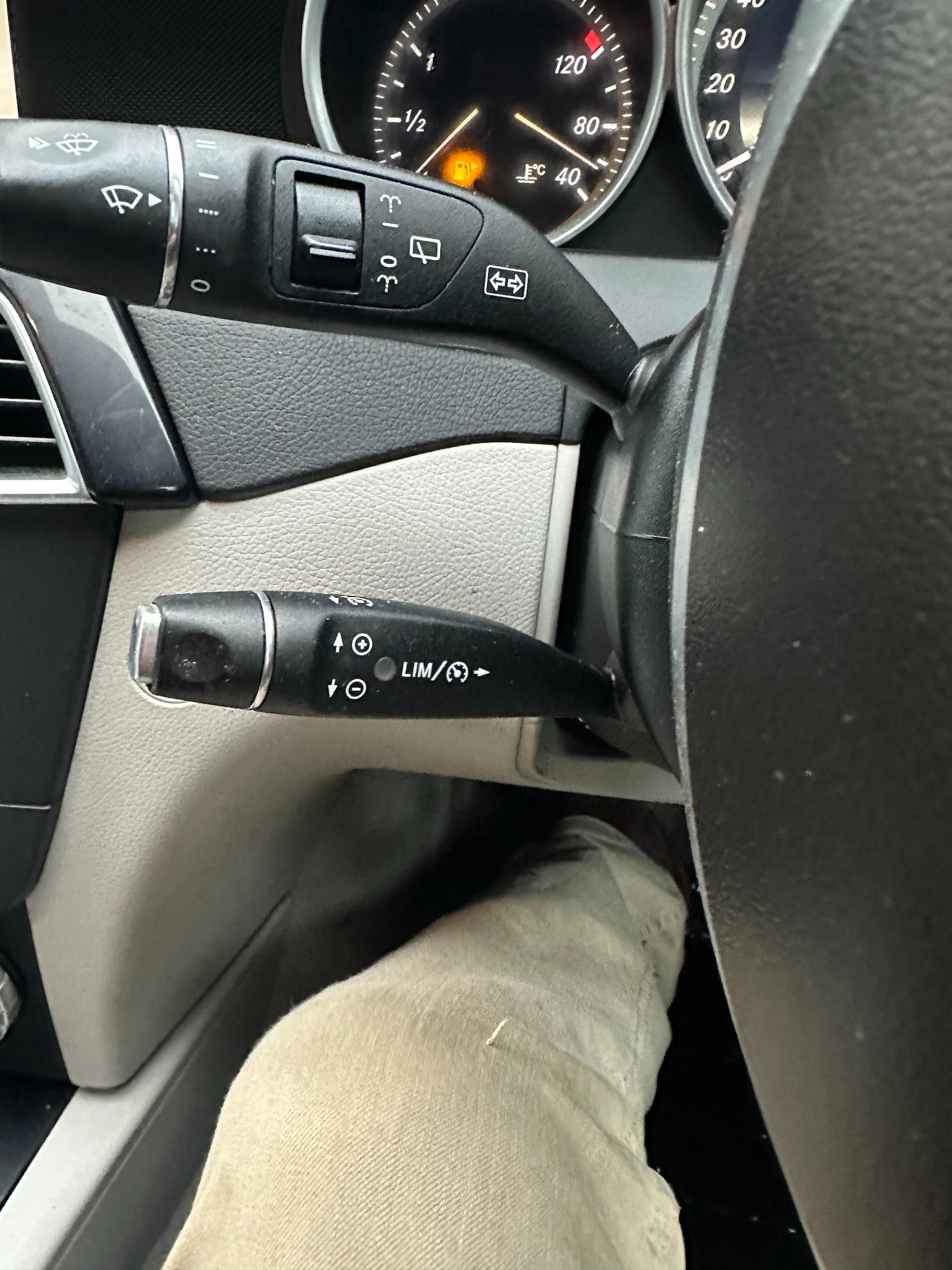 Used Mercedes-Benz C Class 2012 for sale - 76853883: Photo 12