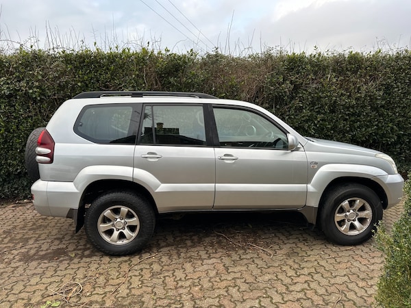 Used Toyota Landcruiser 2005 for sale - 69811276: Photo 1