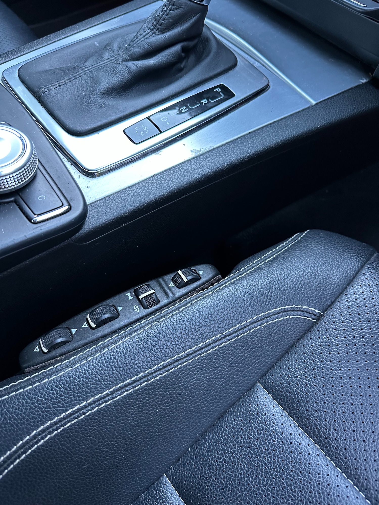 Used Mercedes-Benz E Class 2009 for sale - 76845444: Photo 11