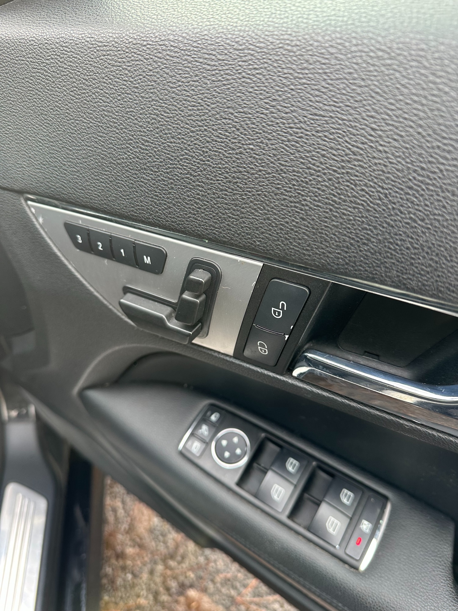 Used Mercedes-Benz E Class 2009 for sale - 76845444: Photo 20