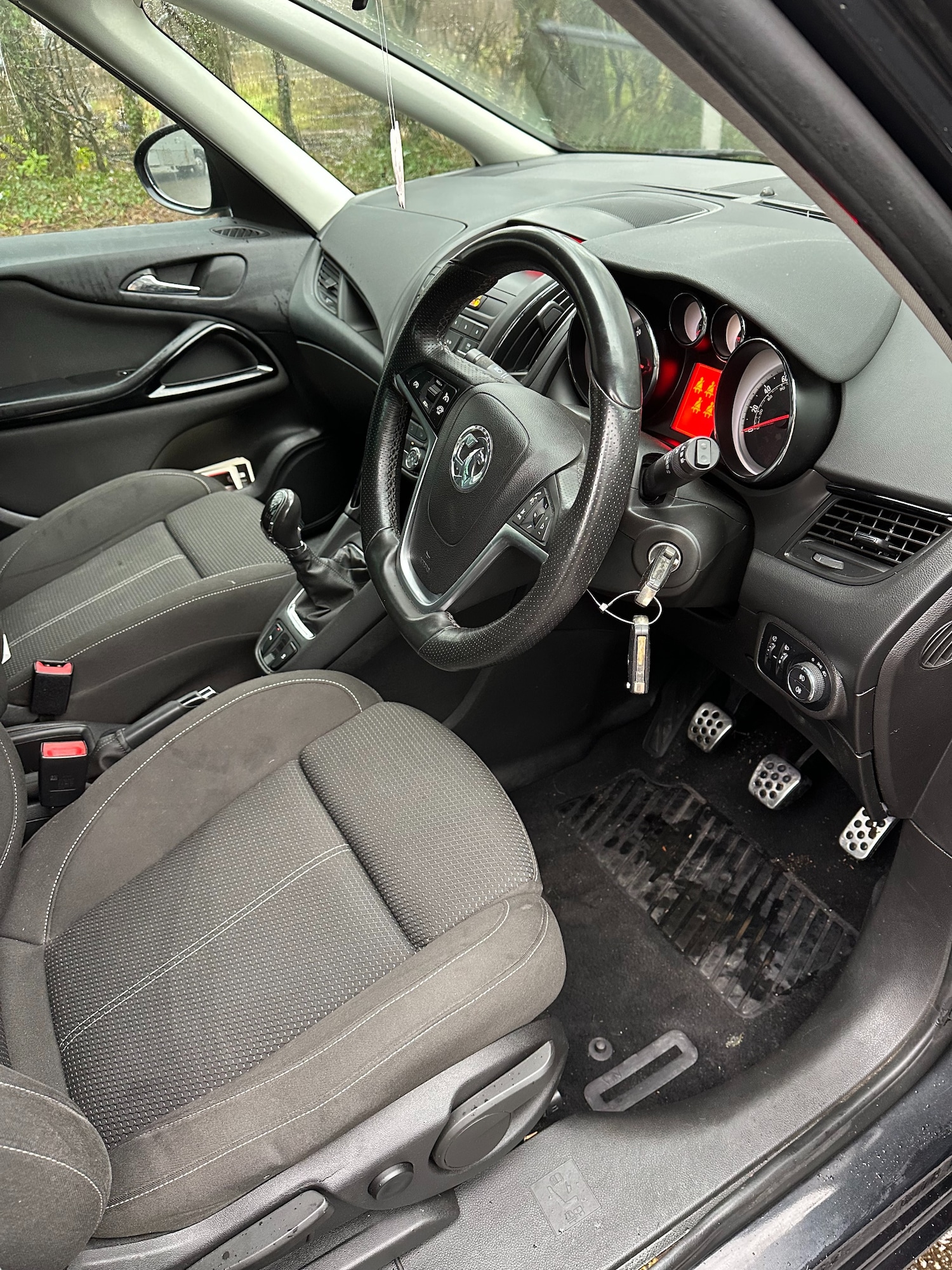 Used Vauxhall Zafira 2014 for sale - 77240719: Photo 13