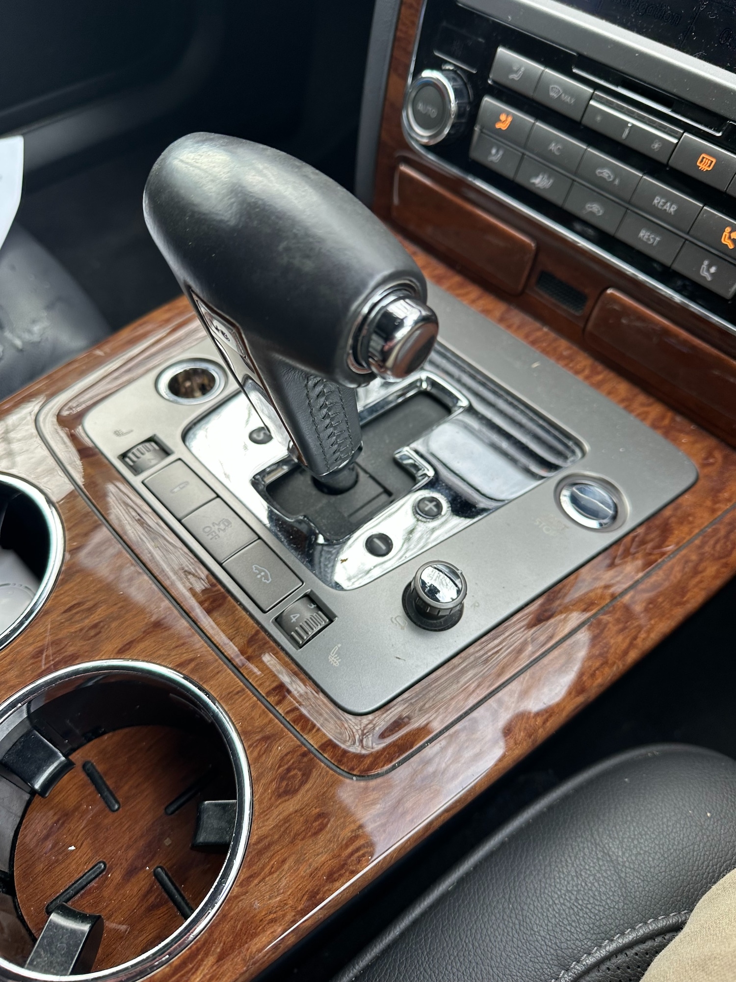 Used Volkswagen Phaeton 2013 for sale - 77591352: Photo 11