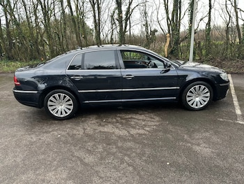 Used Volkswagen Phaeton 2013 for sale - 77591352: Photo
