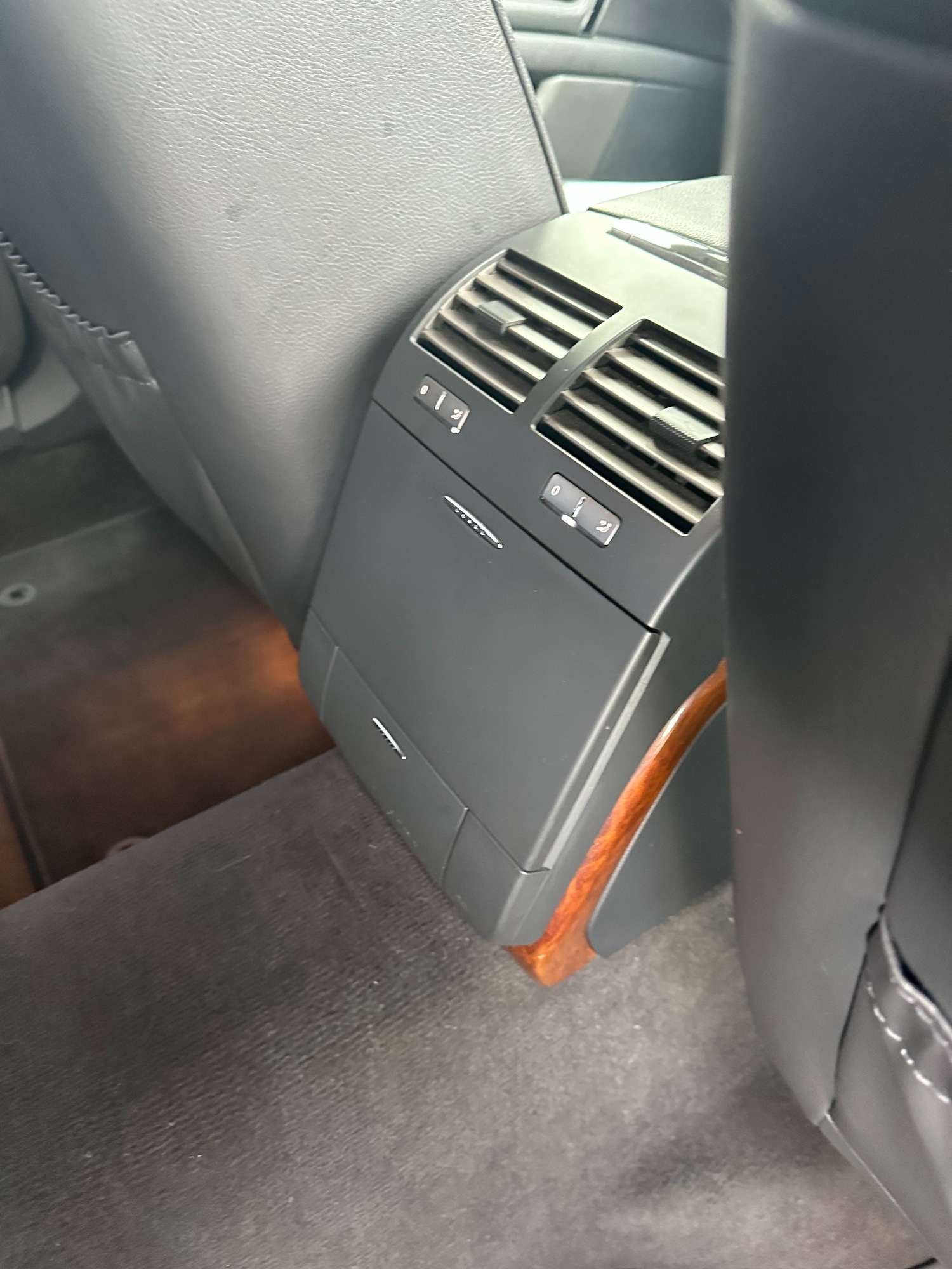 Used Volkswagen Phaeton 2013 for sale - 77591352: Photo 31