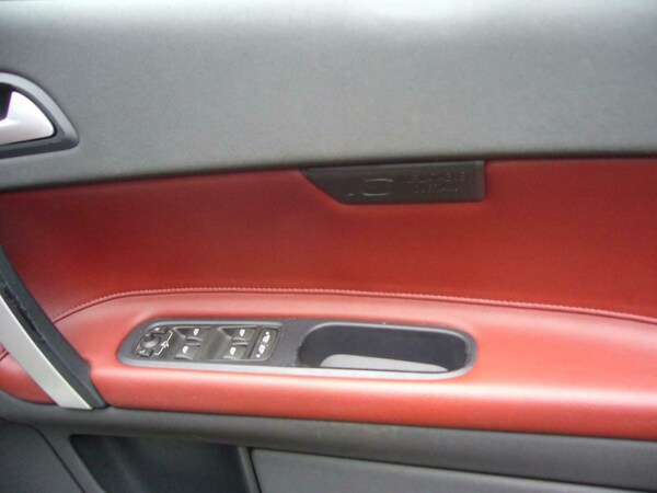 Used Volvo C70 2011 for sale - 56253142: Photo 11