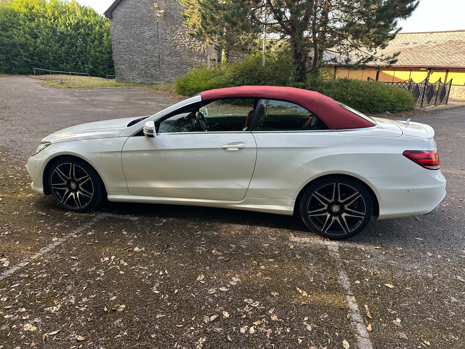 Used Mercedes-Benz E-Class 2015 for sale - 76115290: Photo 1