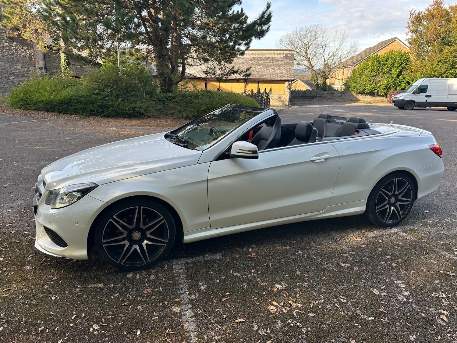 Used Mercedes-Benz E-Class 2015 for sale - 76115290: Photo 12