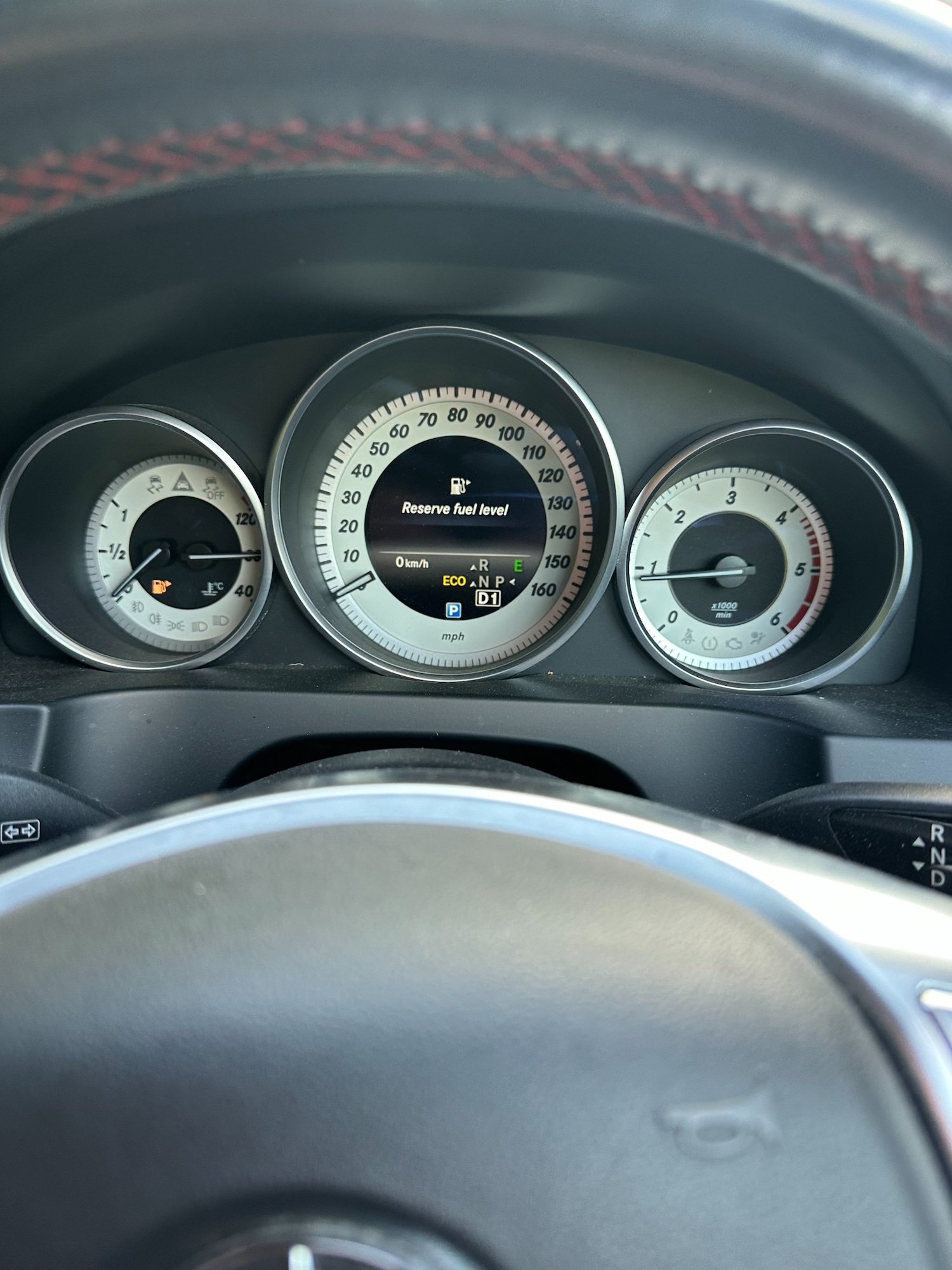 Used Mercedes-Benz E-Class 2015 for sale - 76115290: Photo 18