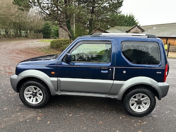 Used Suzuki Jimny 2009 for sale - 76969807: Photo