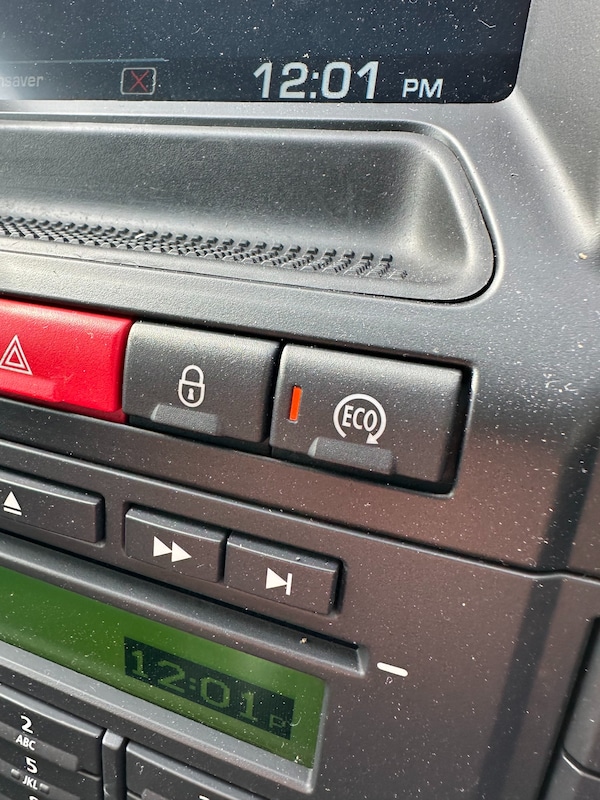 Used Land Rover Freelander 2012 for sale - 68421084: Photo 25