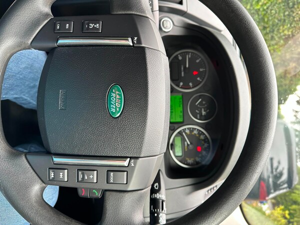 Used Land Rover Freelander 2012 for sale - 68421084: Photo 9