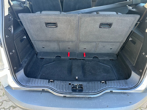 Used Ford S-Max 2014 for sale - 69151452: Photo 15