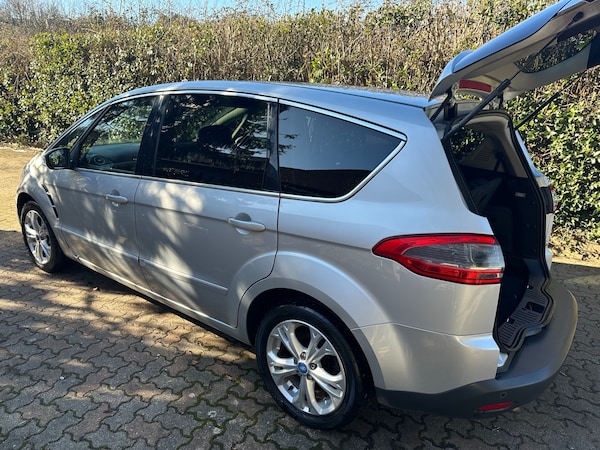 Used Ford S-Max 2014 for sale - 69151452: Photo 18