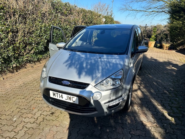 Used Ford S-Max 2014 for sale - 69151452: Photo 5