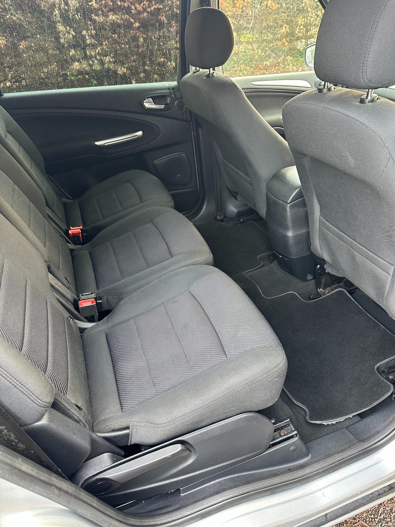 Used Ford S-Max 2014 for sale - 76845435: Photo 12