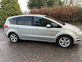 2014 (14) - 2.0 TDCi 163 Titanium 5dr