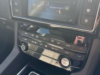 Used Jaguar F-Pace 2017 for sale - 73837584: Photo