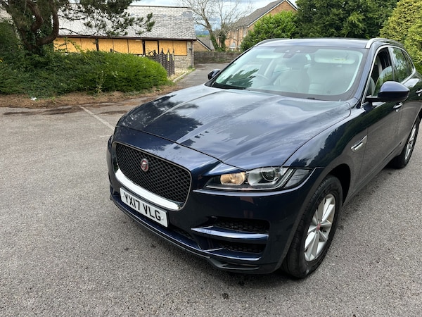 Used Jaguar F-Pace 2017 for sale - 73837584: Photo 5