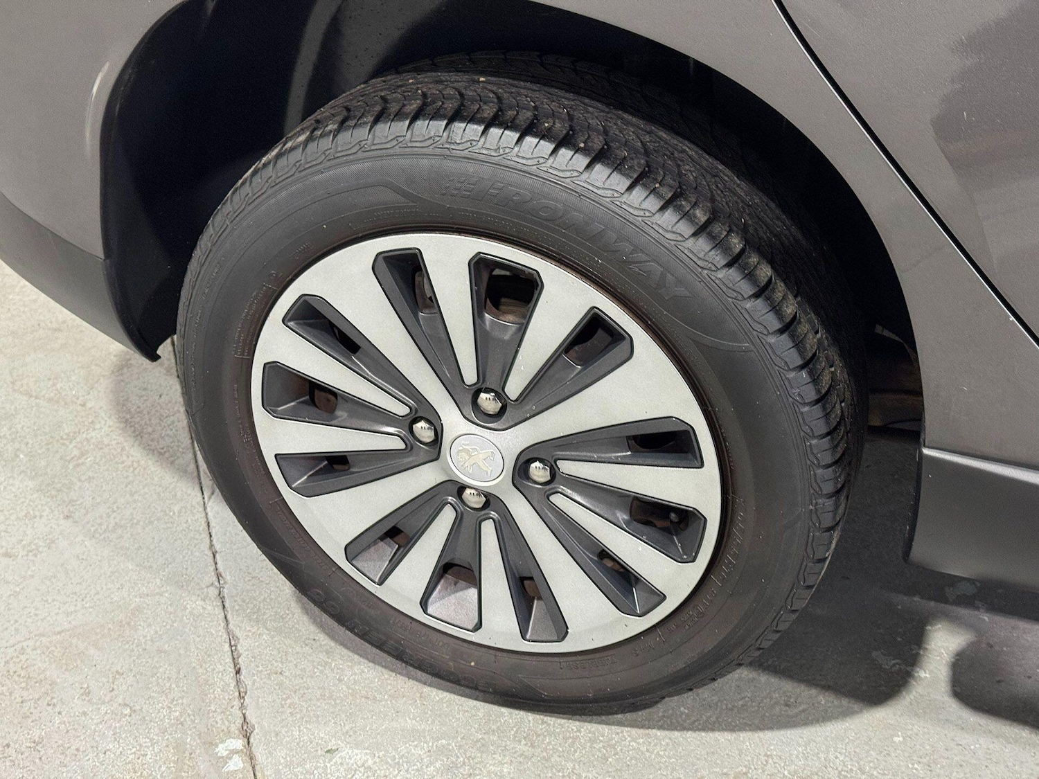 Used Peugeot 2008 2017 for sale - 76714178: Photo 18