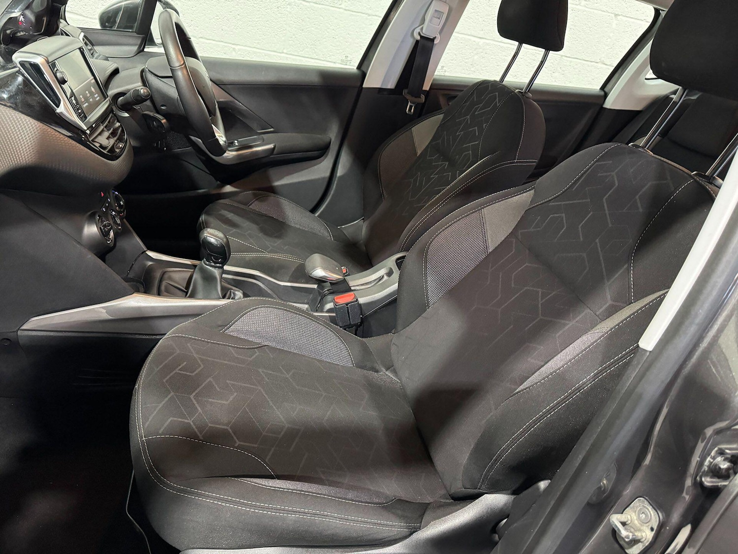 Used Peugeot 2008 2017 for sale - 76714178: Photo 26